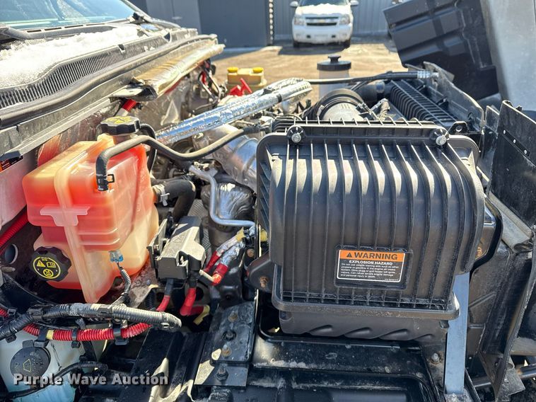 image for item EG2552 2019 Chevrolet Silverado 5500HD Crew Cab flatbed truck