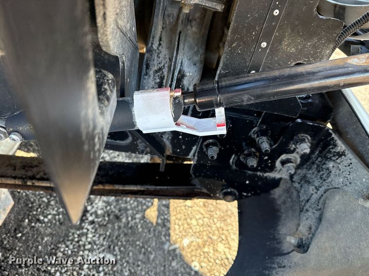 image for item EG2552 2019 Chevrolet Silverado 5500HD Crew Cab flatbed truck