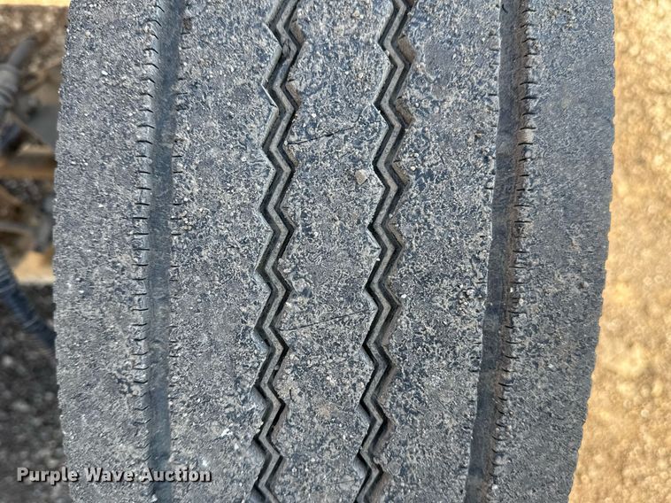 image for item EG2552 2019 Chevrolet Silverado 5500HD Crew Cab flatbed truck