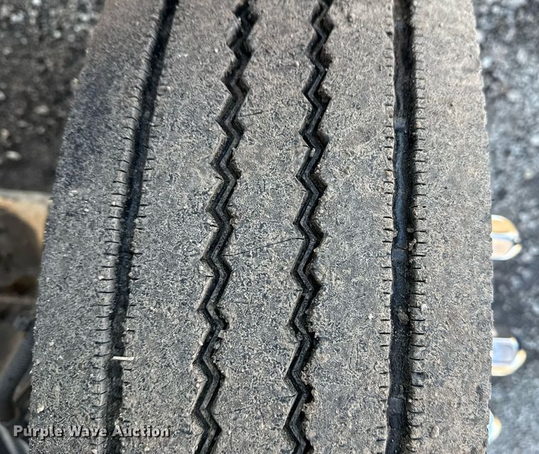 image for item EG2552 2019 Chevrolet Silverado 5500HD Crew Cab flatbed truck