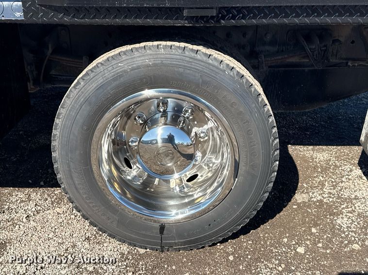 image for item EG2552 2019 Chevrolet Silverado 5500HD Crew Cab flatbed truck