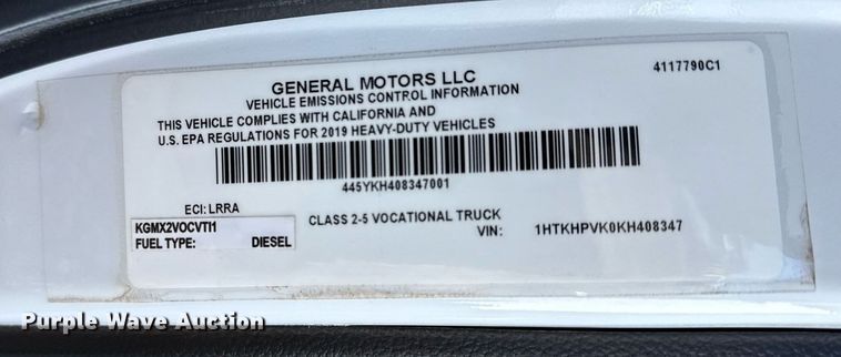 image for item EG2552 2019 Chevrolet Silverado 5500HD Crew Cab flatbed truck