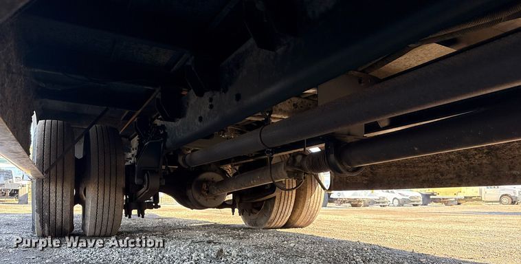 image for item EG2553 2013 IC BUS shuttle bus