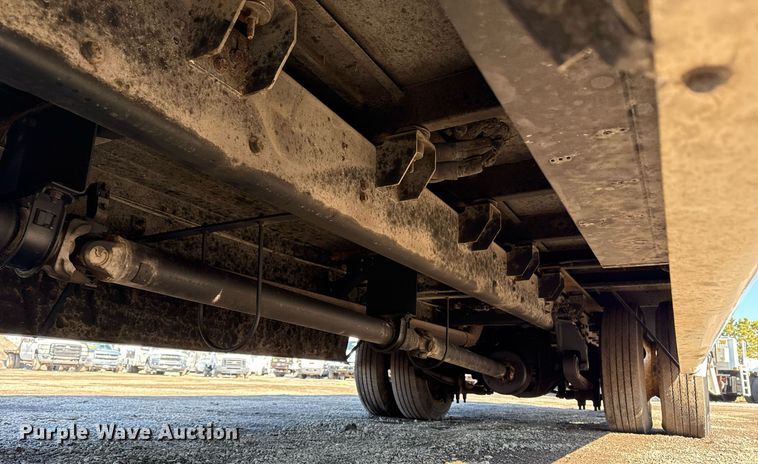 image for item EG2553 2013 IC BUS shuttle bus