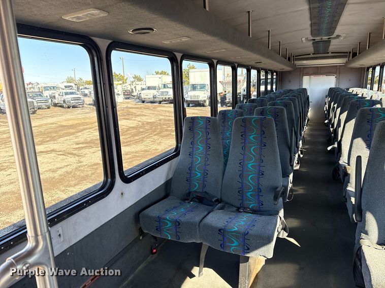 image for item EG2553 2013 IC BUS shuttle bus