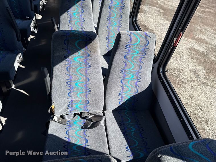 image for item EG2553 2013 IC BUS shuttle bus