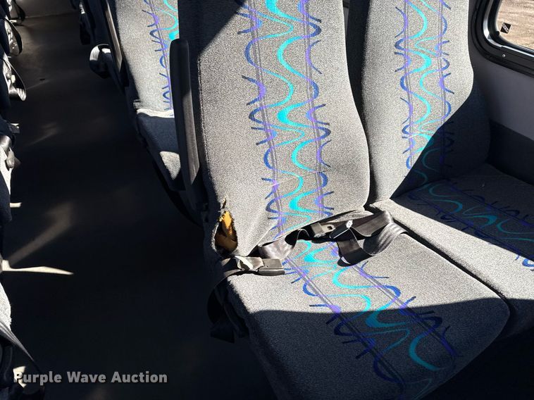 image for item EG2553 2013 IC BUS shuttle bus