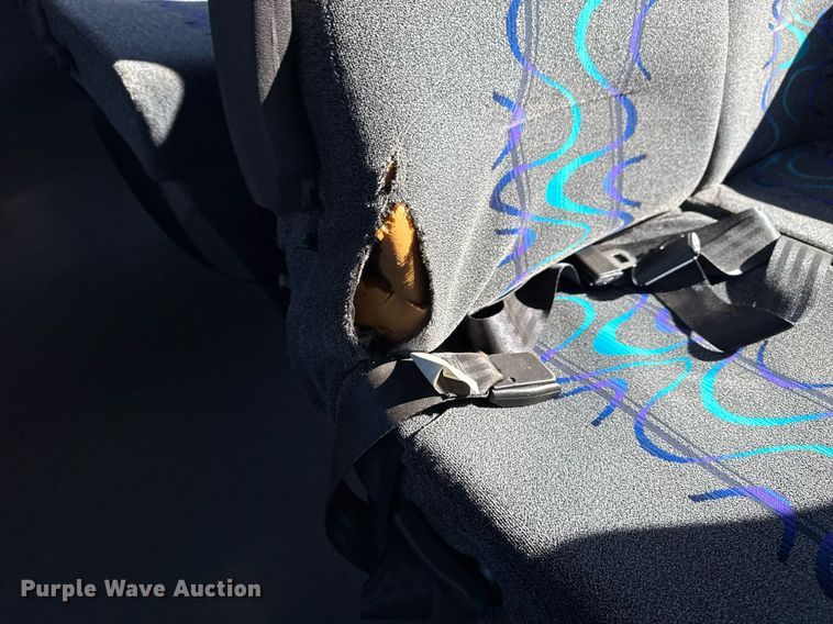 image for item EG2553 2013 IC BUS shuttle bus