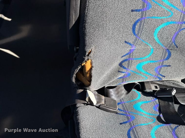 image for item EG2553 2013 IC BUS shuttle bus