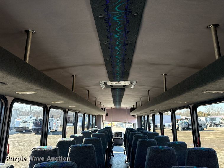 image for item EG2553 2013 IC BUS shuttle bus