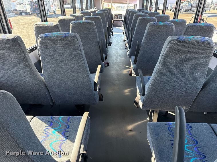 image for item EG2553 2013 IC BUS shuttle bus