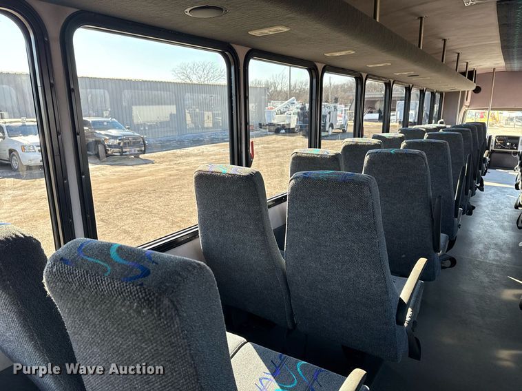 image for item EG2553 2013 IC BUS shuttle bus