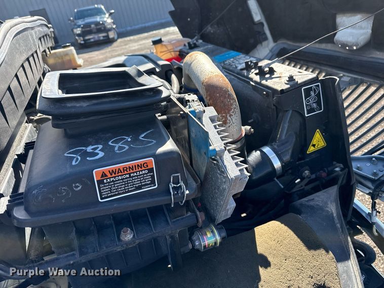 image for item EG2553 2013 IC BUS shuttle bus