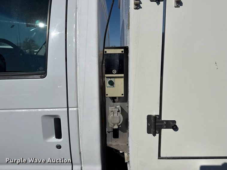 image for item EG2554 2017 Ford E450 Super Duty refrigerated truck