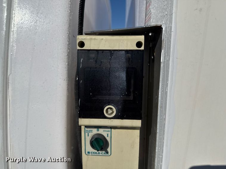 image for item EG2554 2017 Ford E450 Super Duty refrigerated truck