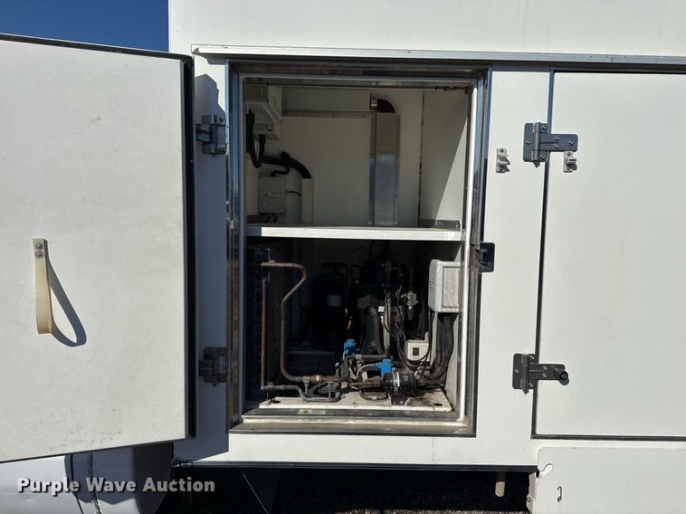 image for item EG2554 2017 Ford E450 Super Duty refrigerated truck