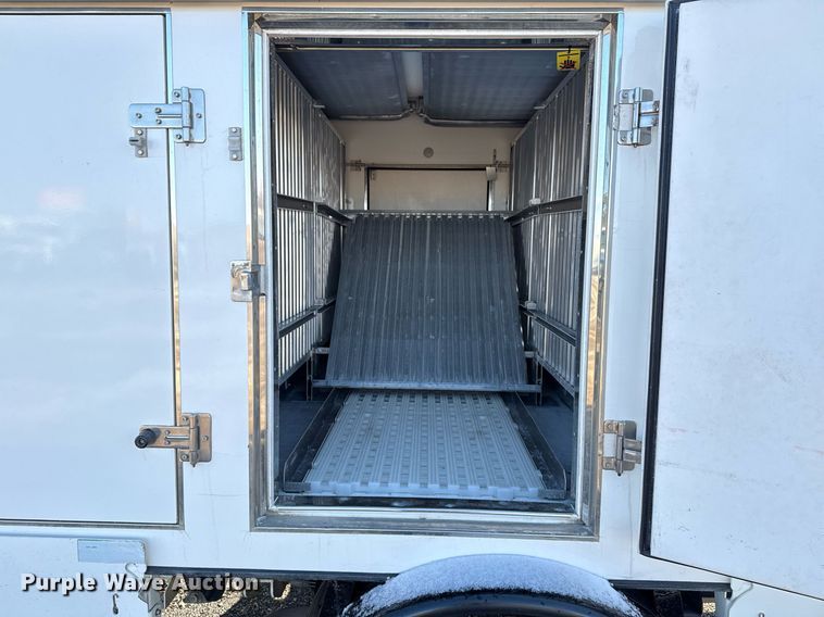 image for item EG2554 2017 Ford E450 Super Duty refrigerated truck