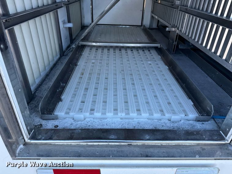 image for item EG2554 2017 Ford E450 Super Duty refrigerated truck