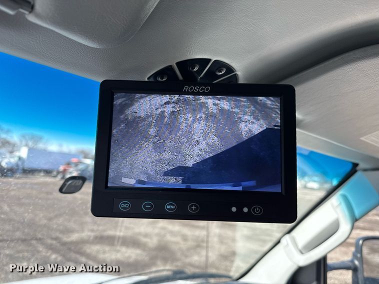 image for item EG2554 2017 Ford E450 Super Duty refrigerated truck