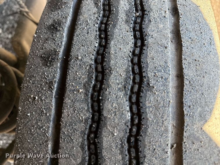 image for item EG2554 2017 Ford E450 Super Duty refrigerated truck