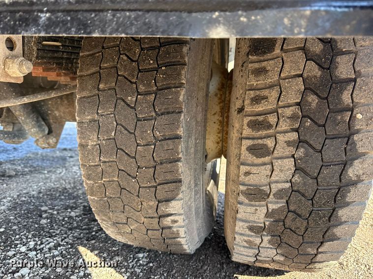 image for item EG2554 2017 Ford E450 Super Duty refrigerated truck