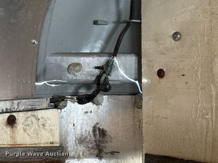 image for item EG2555 2016 Ford F650 Super Duty box truck