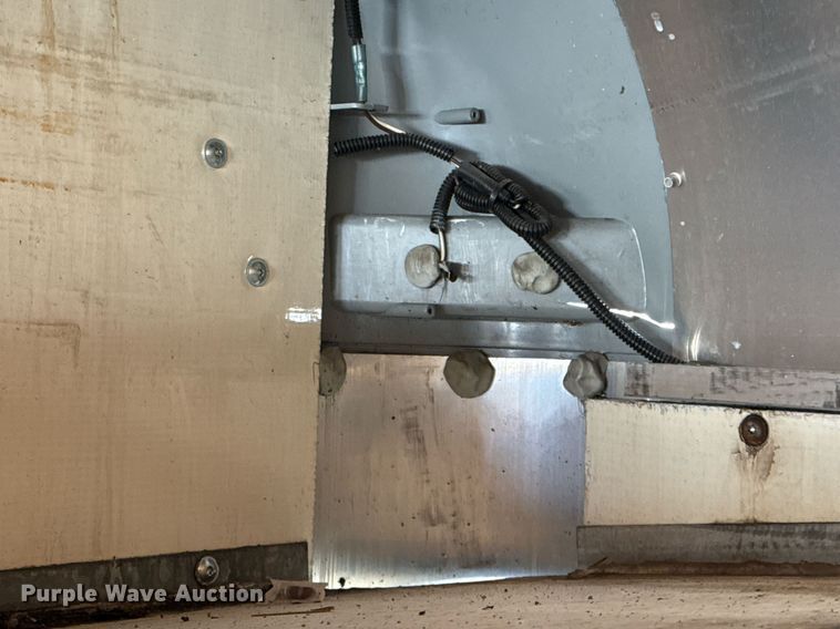 image for item EG2555 2016 Ford F650 Super Duty box truck