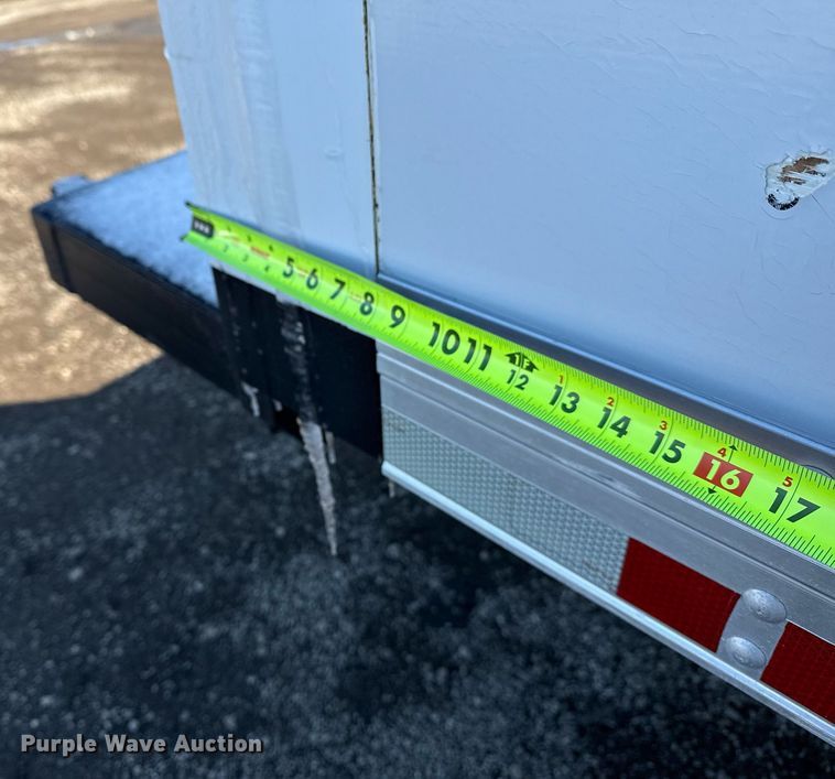 image for item EG2555 2016 Ford F650 Super Duty box truck