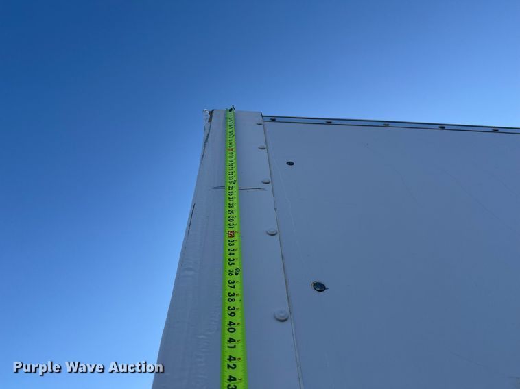 image for item EG2555 2016 Ford F650 Super Duty box truck