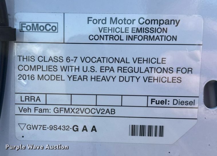 image for item EG2555 2016 Ford F650 Super Duty box truck