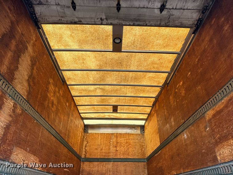 image for item EG2556 2007 Freightliner Business Class M2 box truck