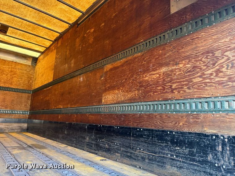 image for item EG2556 2007 Freightliner Business Class M2 box truck