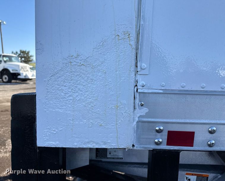 image for item EG2556 2007 Freightliner Business Class M2 box truck