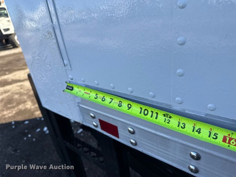 image for item EG2556 2007 Freightliner Business Class M2 box truck