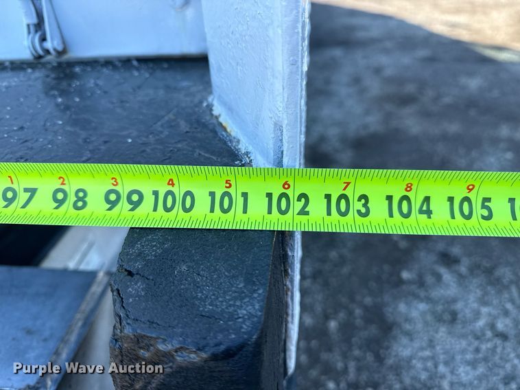 image for item EG2556 2007 Freightliner Business Class M2 box truck