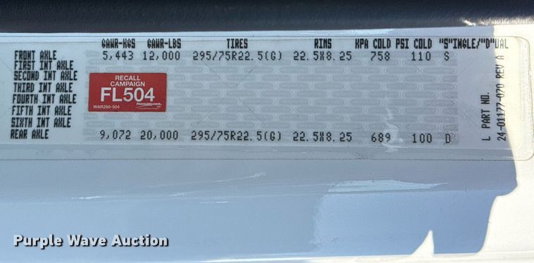 image for item EG2556 2007 Freightliner Business Class M2 box truck