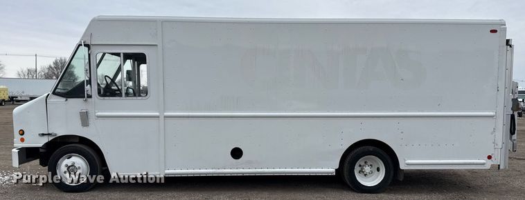 image for item EG2558 2009 Freightliner MT 45 delivery truck