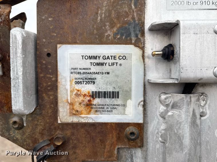 image for item EG2558 2009 Freightliner MT 45 delivery truck