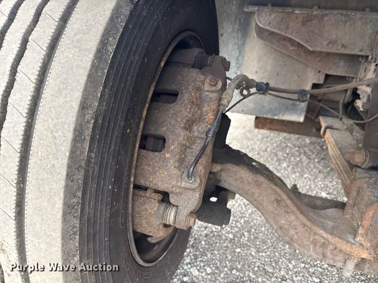 image for item EG2558 2009 Freightliner MT 45 delivery truck