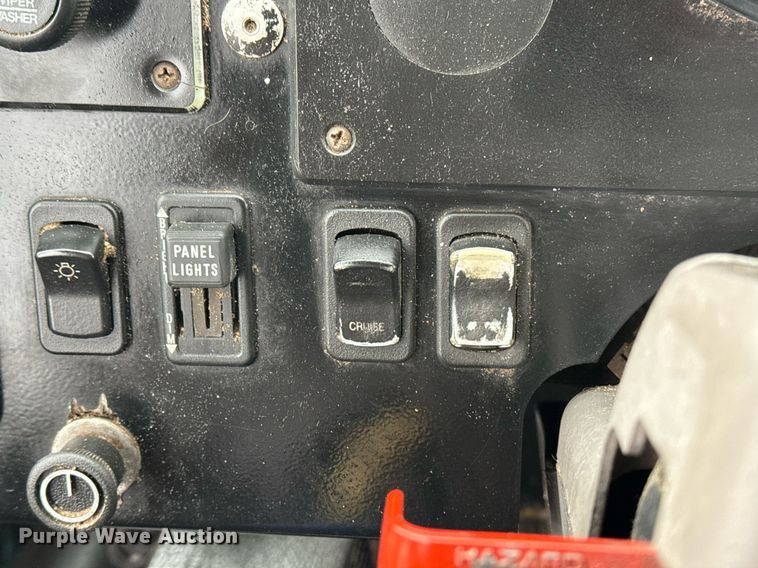 image for item EG2558 2009 Freightliner MT 45 delivery truck