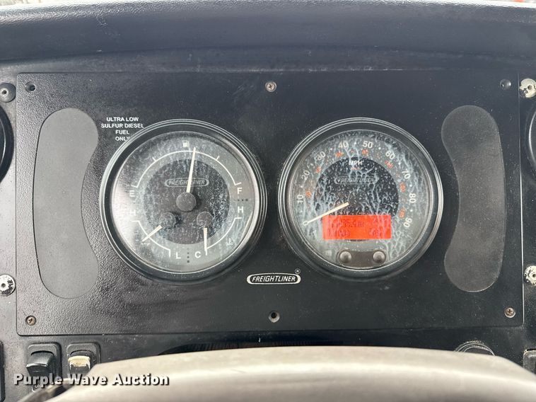 image for item EG2558 2009 Freightliner MT 45 delivery truck