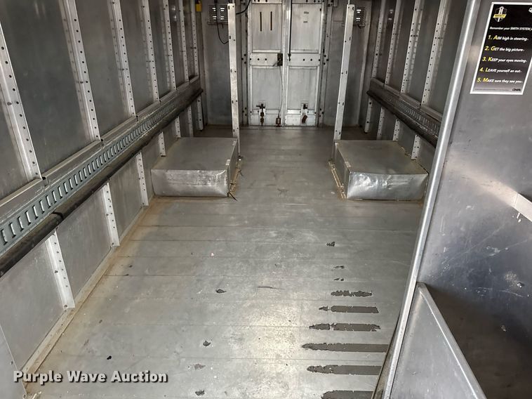 image for item EG2558 2009 Freightliner MT 45 delivery truck