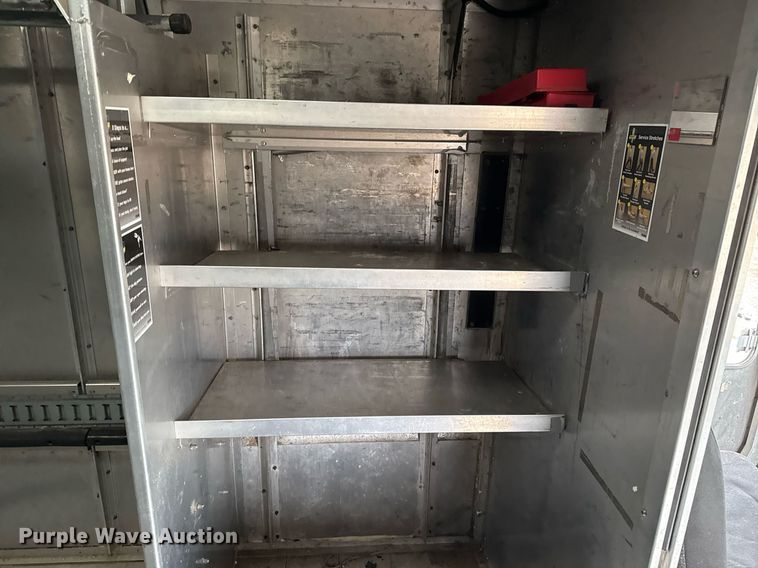 image for item EG2558 2009 Freightliner MT 45 delivery truck