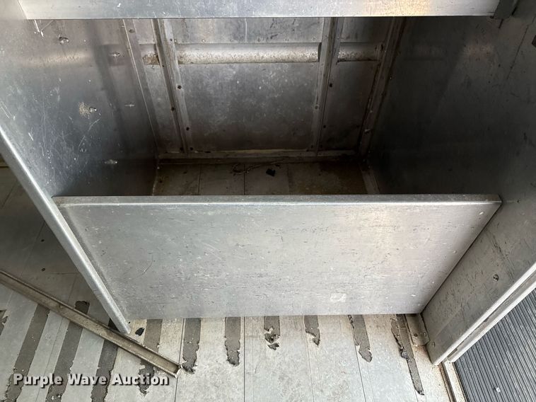 image for item EG2558 2009 Freightliner MT 45 delivery truck