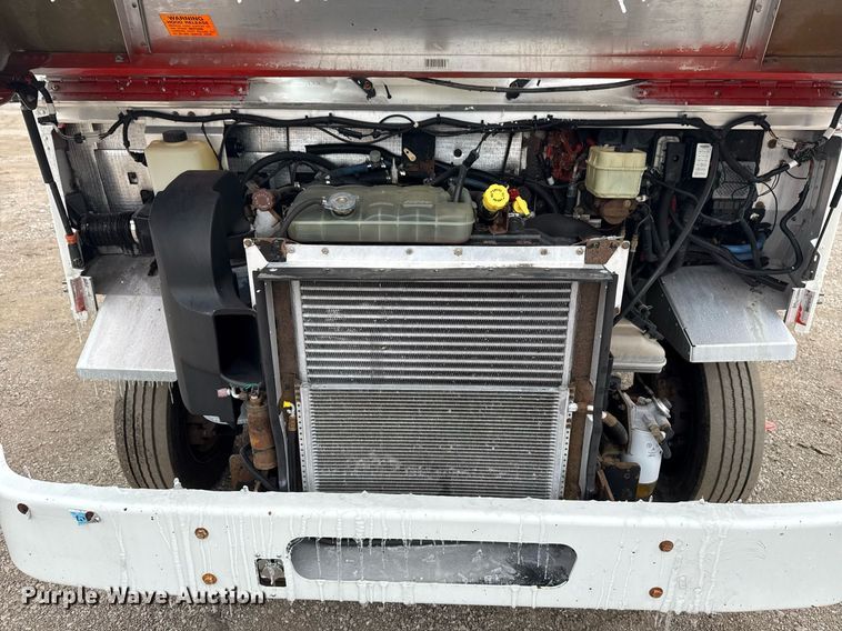 image for item EG2558 2009 Freightliner MT 45 delivery truck