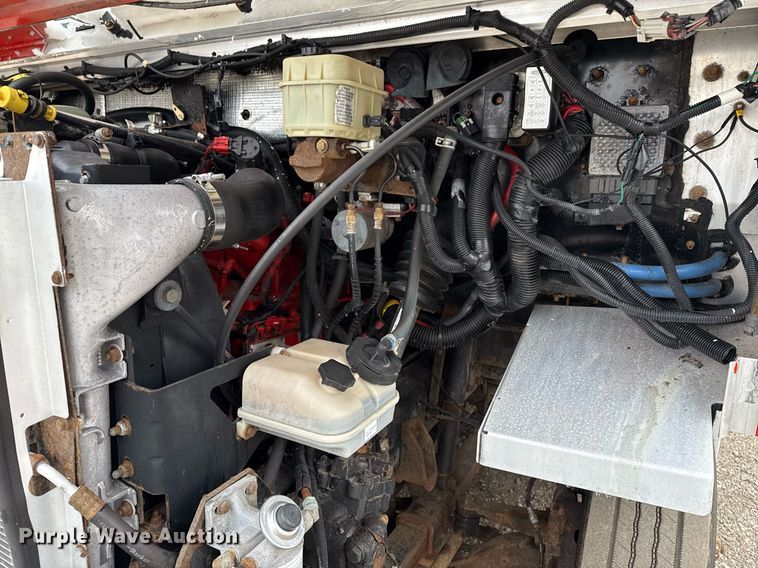 image for item EG2558 2009 Freightliner MT 45 delivery truck