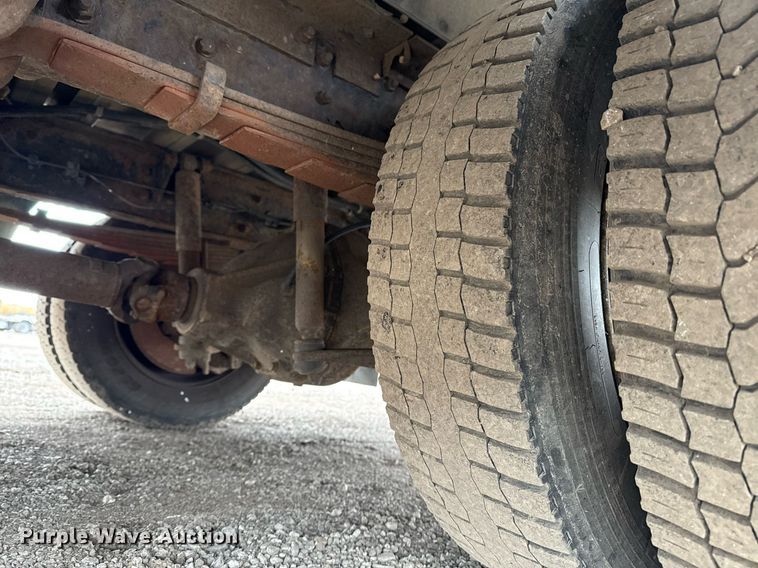 image for item EG2558 2009 Freightliner MT 45 delivery truck