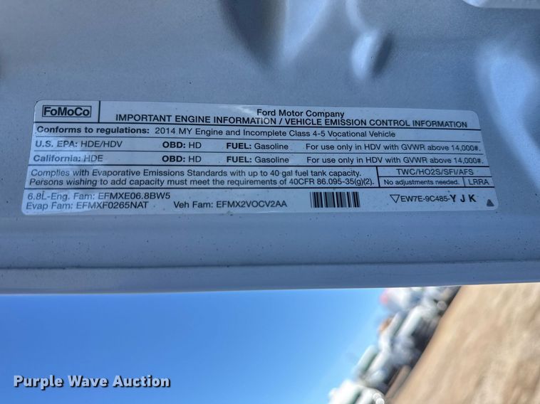 image for item EG2571 2014 Ford F550 Super Duty  shuttle bus