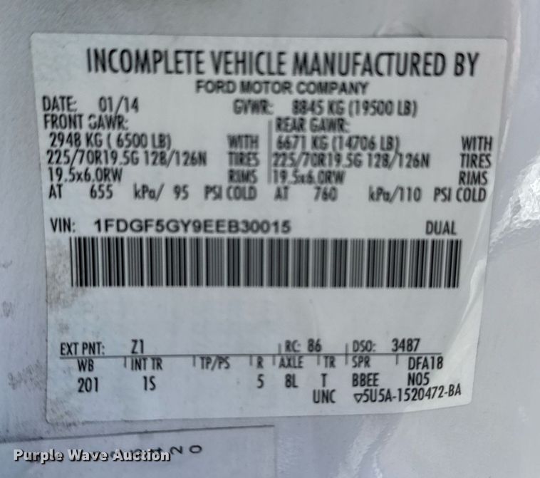 image for item EG2571 2014 Ford F550 Super Duty  shuttle bus