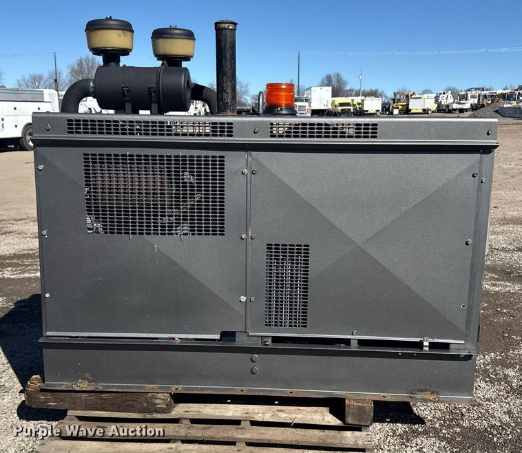 image for item EG2573 Miller Air Pak welder/generator